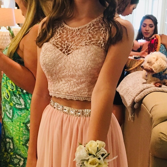 Dresses & Skirts - Prom dress